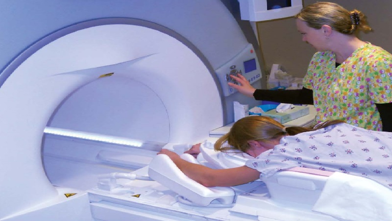 ام ار آی سینه چیست؟ d/ام ار آی سینه چیست؟