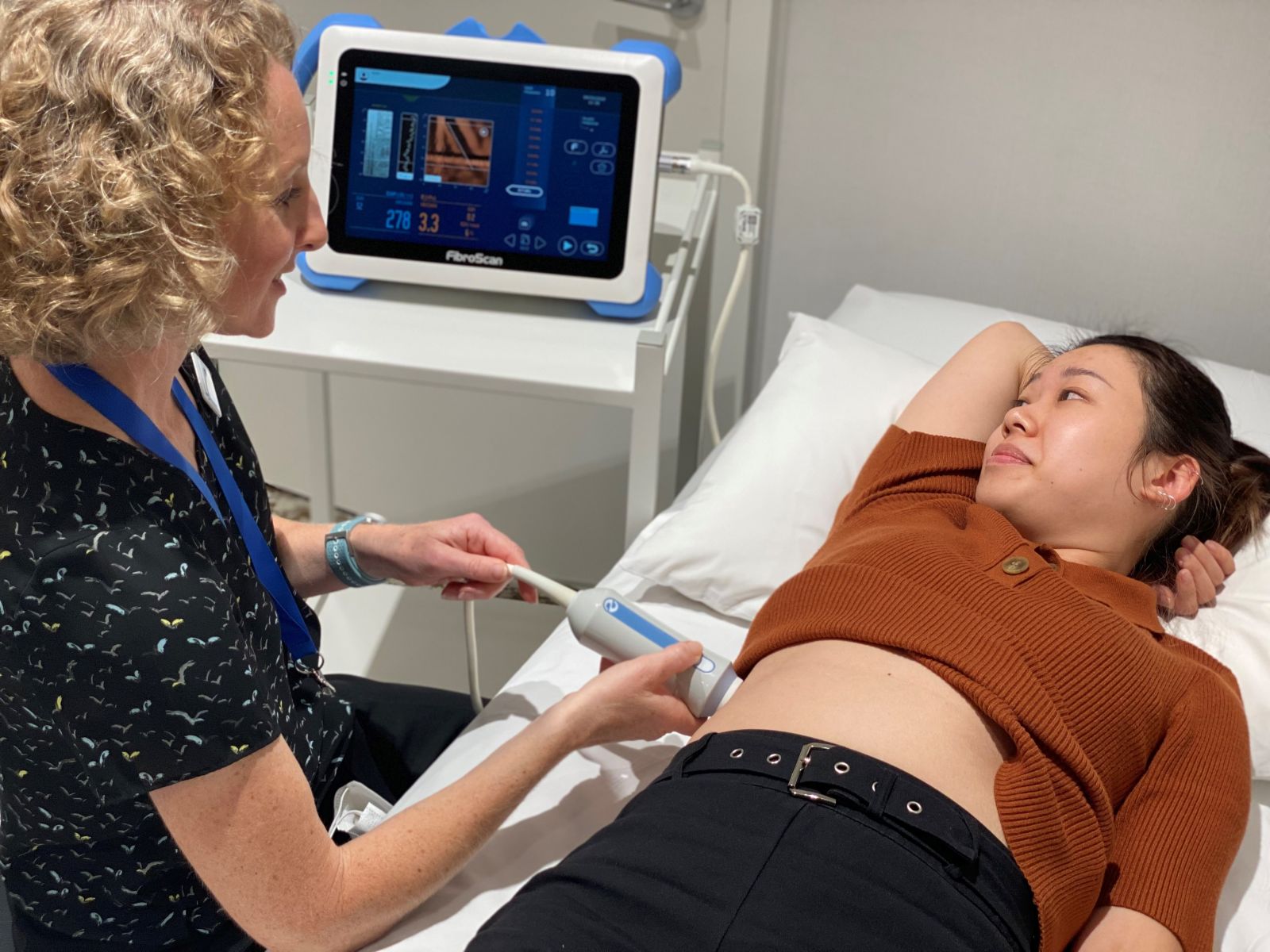 فیبرواسکن h/فیبرواسکن